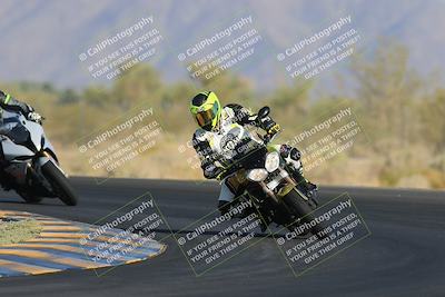 media/May-14-2023-SoCal Trackdays (Sun) [[024eb53b40]]/Turn 7 (740am)/